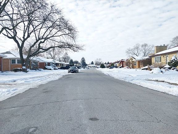 4th image of 965 E 163rd St