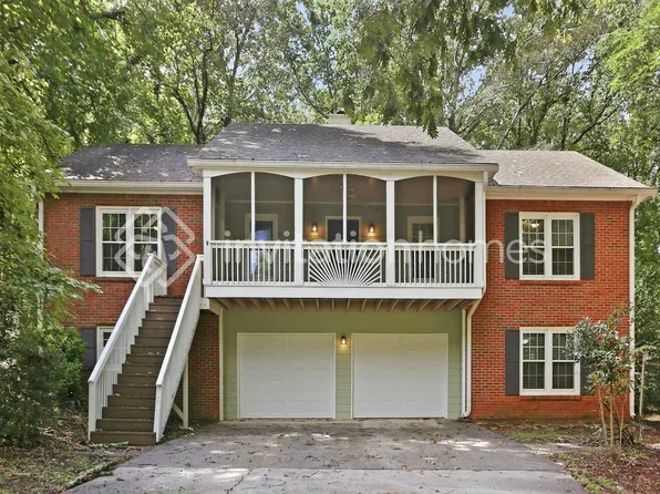 5630 Dusty Ridge Trl, Buford, GA 30518