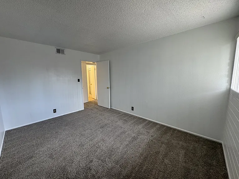 4917 N 73rd St #1-17 — Photo 12