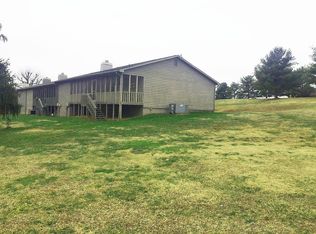 418 Carmel Ct, Baneberry, TN 37890