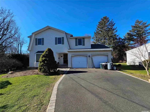 55 Burt Avenue, Northport, NY 11768
