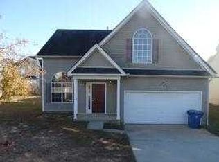 1314 Labrador Ln, Riverdale, GA
