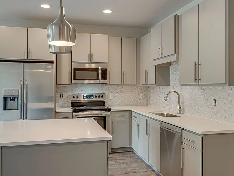 122H Oceola Ave — Photo 11