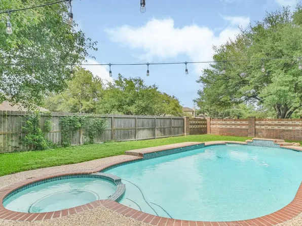 10239 Sable Trail Ln, Houston, TX 77064