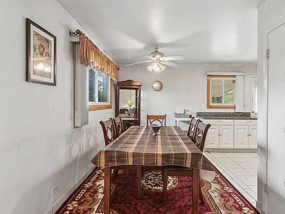 5th image of 9481 Park Ln