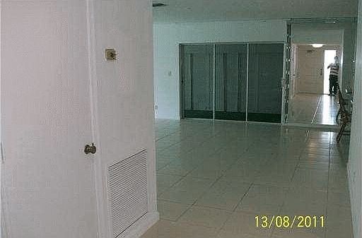 5th image of 1108 W Cypress Dr