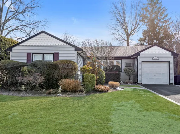 620 Mead Terrace, South Hempstead, NY 11550