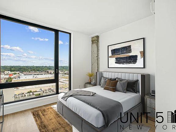 5th image of 383 Weirfield St #1001
