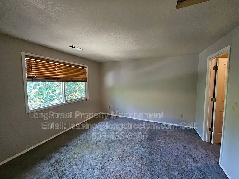 5806 SE Pine St — Photo 18