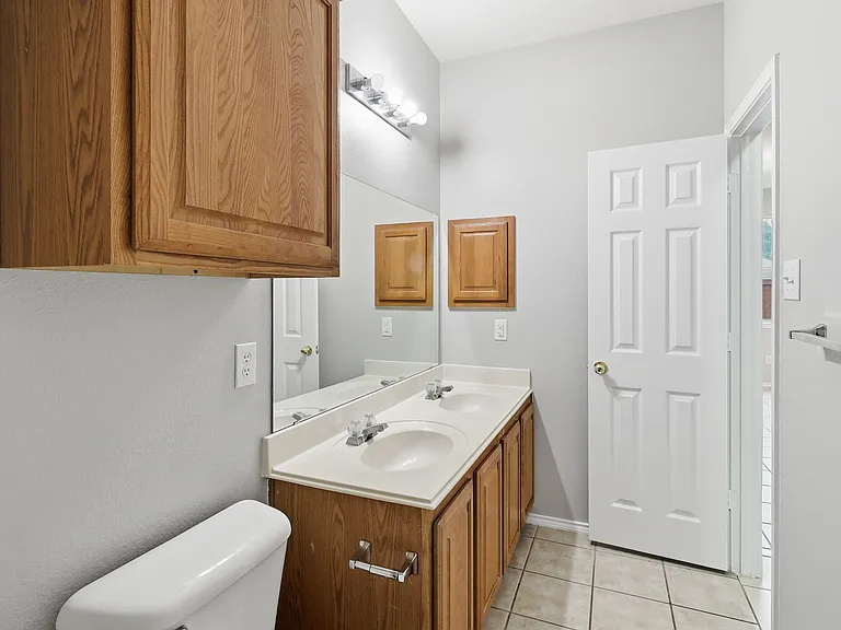 2313 Dalhart Trl — Photo 14