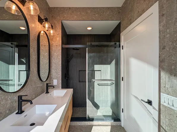 10 South Street image 30 of 39