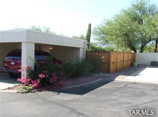 3275 N Little Horse Dr, Tucson, AZ 85712