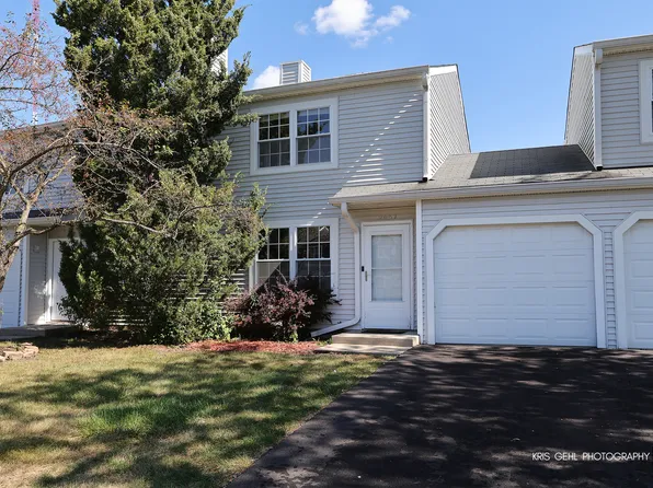 2057 Westview Ln #2057, Round Lake, IL 60073