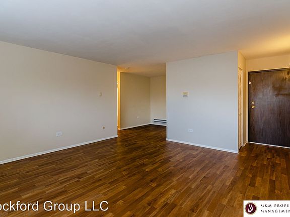 5th image of 102 Rockford Ave APT 305