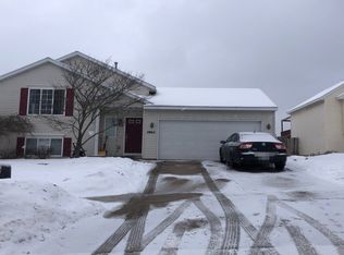 2862 Paddington Dr SE, Kentwood, MI 49512