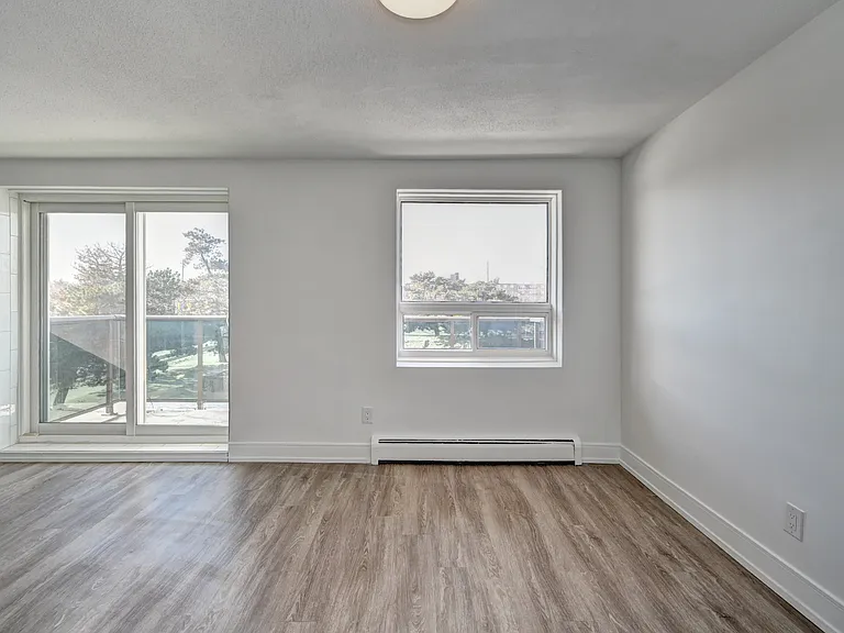 39 Willow Rd — Photo 18