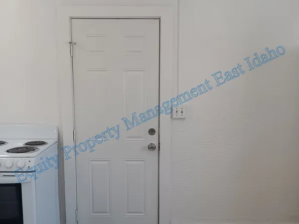 225 W Bridger St APT 9, Pocatello, ID 83204