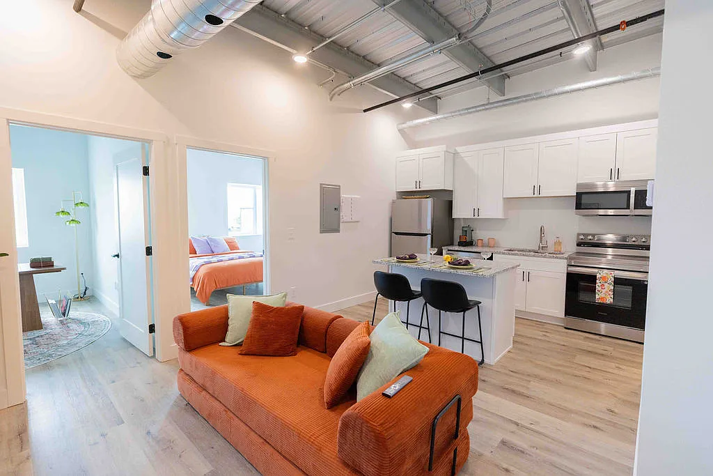 2 bed, $1,250 — Photo 3