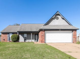 10352 Maplebrook Ln, Olive Branch, MS 38654