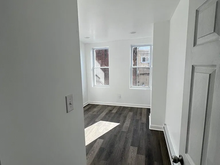 1225 N 54th St #2 — Photo 9