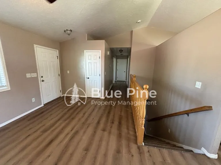 3904 E Lorna Ave — Photo 5
