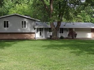 238 Georgian Ter, Saginaw, MI 48609