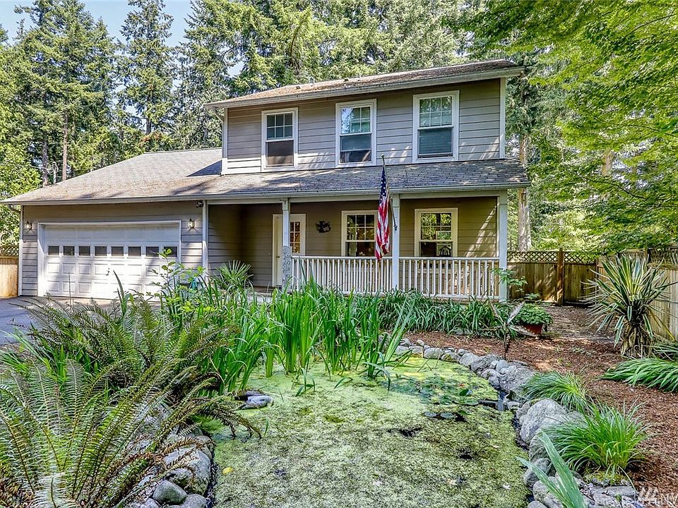 1st image of 37028 Cypress Dr NE