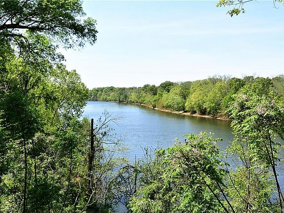 2nd image of 505 River Park Ct