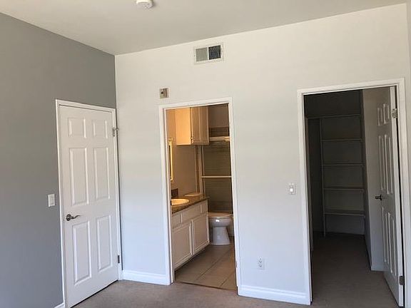 5th image of 1104 Acama St #305