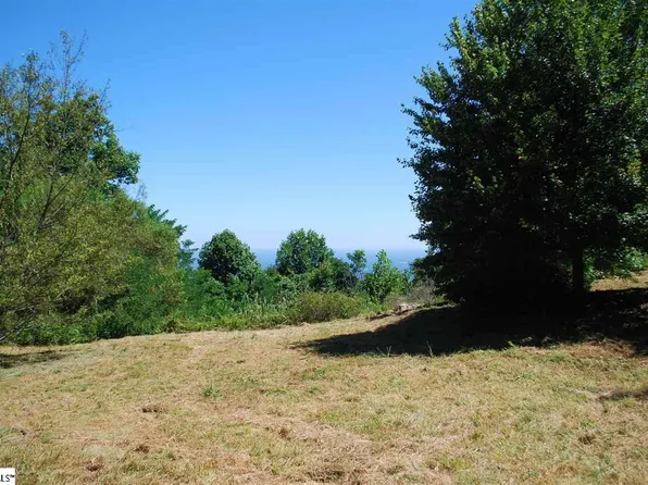 97 The Cliffs Pkwy, Landrum, SC 29356