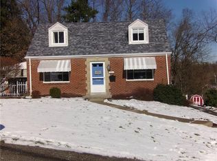 3210 Greenwald Rd, Bethel Park, PA 15102