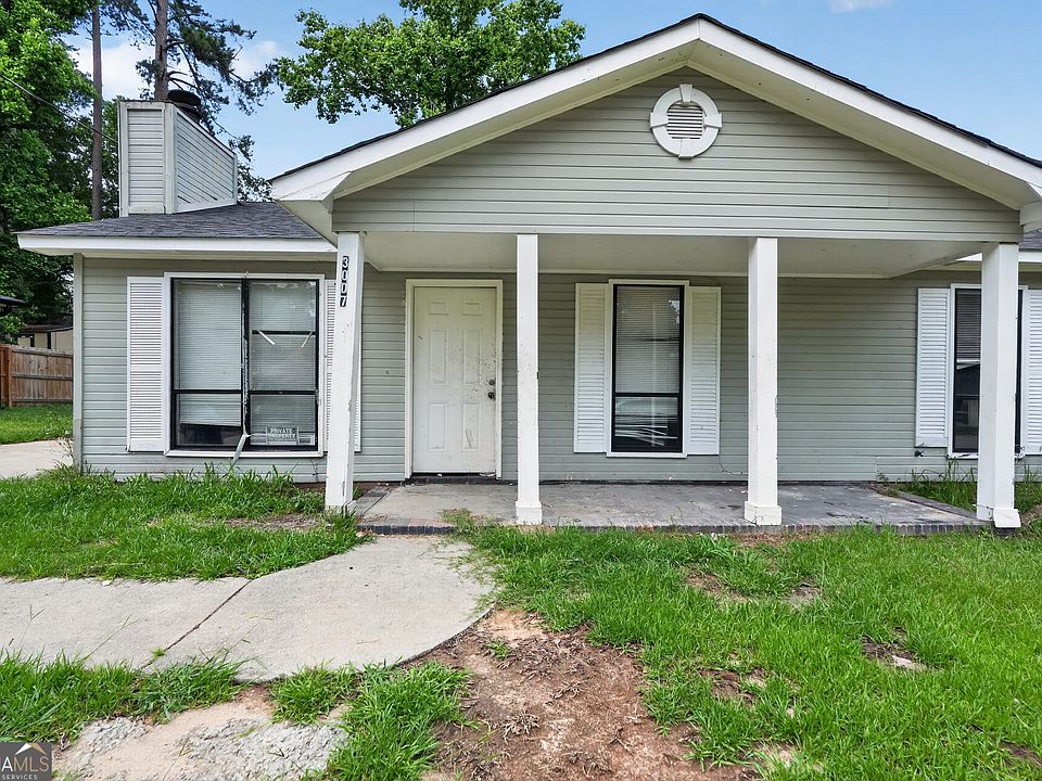1st image of 3007 Mistletoe Ave