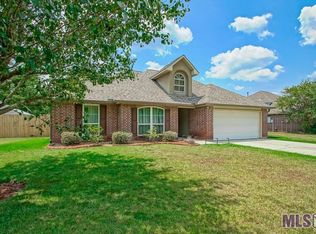 23784 Snowdon Ave, Denham Springs, LA 70726