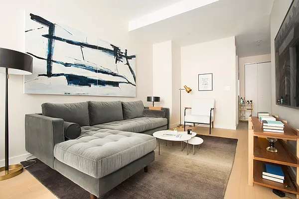 Rented by Metro Loft Management | media 34