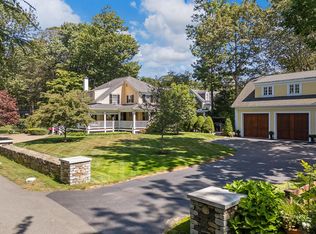 3 Sentry Hill Rd, York, ME 03909