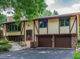 7496 Paul Rd, Woodbury, MN 55125