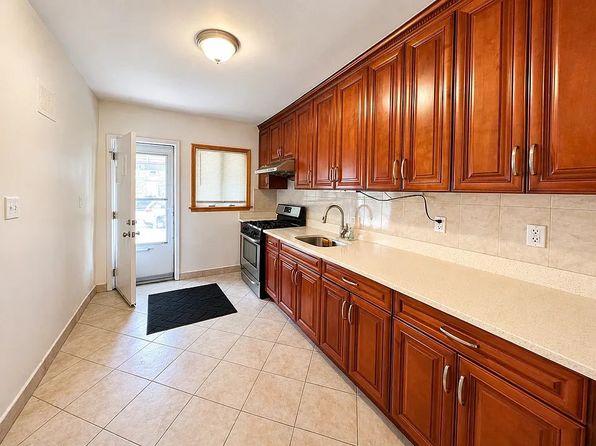 7503 198th St Floor 1