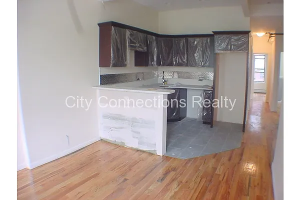 Rented by City Connections Realty | media 22