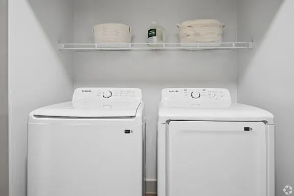 District South — Photo 45
