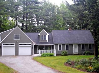 82 Hillside Dr, Henniker, NH 03242