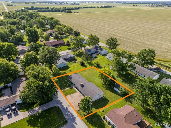 507 Hope St, Monroe City, MO 63456