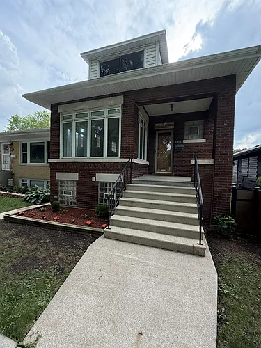 10704 S Albany Ave Photo 1