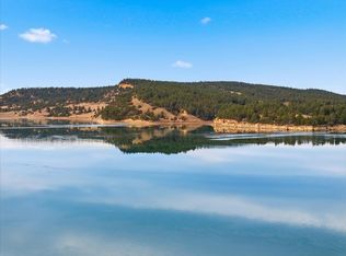 33 Pendleton Dr, Pine Haven, WY 82721