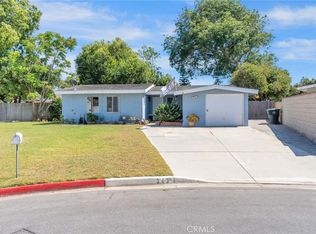 343 Ramona Pl, Costa Mesa, CA 92627