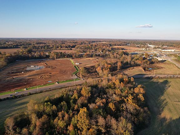 3rd image of 2049 Highway 70 E