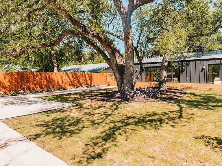 4903 Enchanted Ln — Photo 8