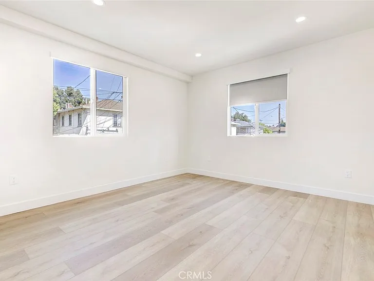 1070 Allen Ave #C — Photo 19