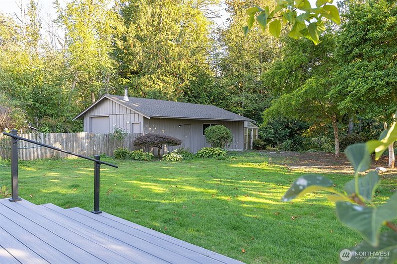 2nd image of 1015 E McLeod Road