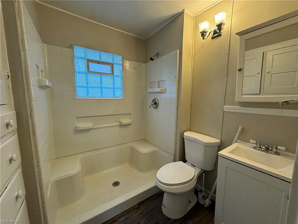 2 bed, 1440 sqft, $1,000 — Photo 4