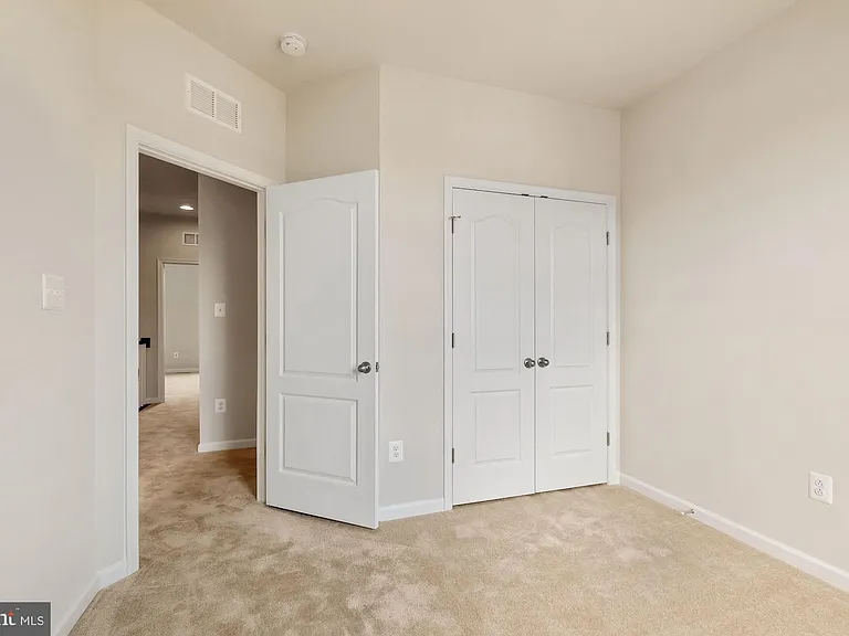 5986 Passend Dr — Photo 27